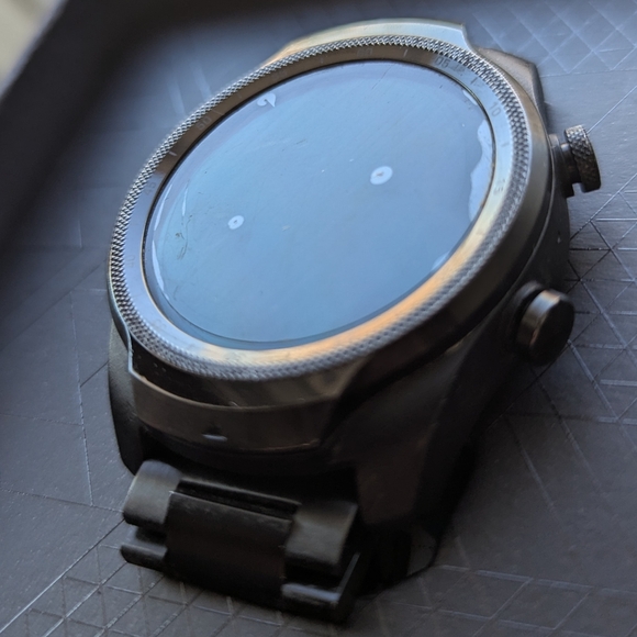 Tic Watch Pro Smartwatch w/ adjustable band - Picture 11 of 16